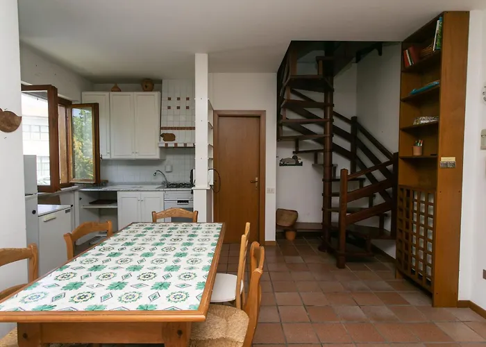 Appartamento Ampio Quadrilocale Con Terrazzo A - N212